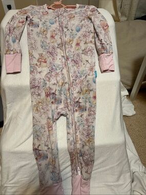 Posh Peanut x Disney Winnie the Pooh Floral Bamboo Zippy, 12–18M, Never Worn